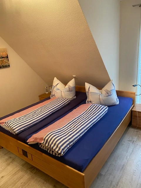 Schlafzimmer mit Einzelbetten